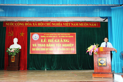 Trường CĐ Kinh tế-Tài chính Thái Nguyên tổ chức Lễ bế giảng các lớp Cao đẳng chính quy K10, CĐ liên thông K9 và Trung cấp K35.